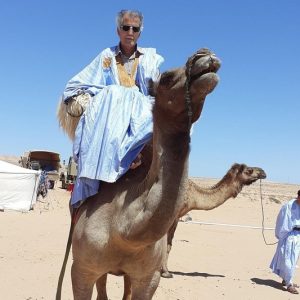محمد أجغاغ يجرب القريض الحساني