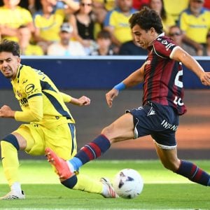 أخوماش يقود فياريال إلى هزم ليفانتي