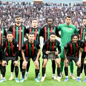 الجيش الملكي يجدد عقود 4 لاعبين