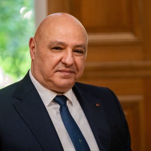 عون يرفض المفاوضات مع إسرائيل