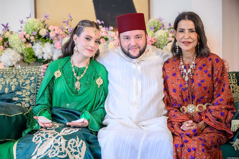 الملك يبارك قِران نجل الأميرة للا مريم