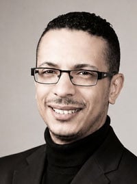 السّاهِر "بِلا عُنوان"