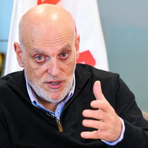 تيباس: "لقجع يتمتع بنفوذ كبير"