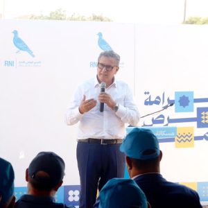 من الدعم الاجتماعي إلى الترحال السياسي .. أخنوش يعبئ الأحرار بالصويرة