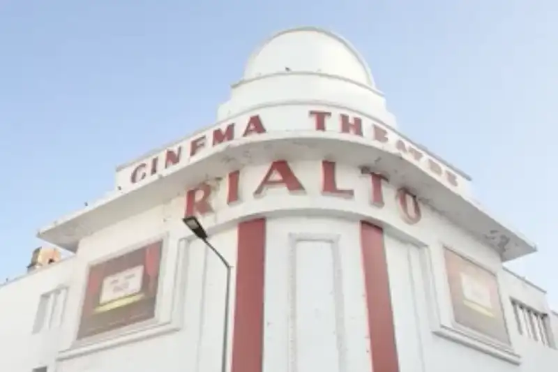 البيضاء تخسر "ذاكرة السينما"