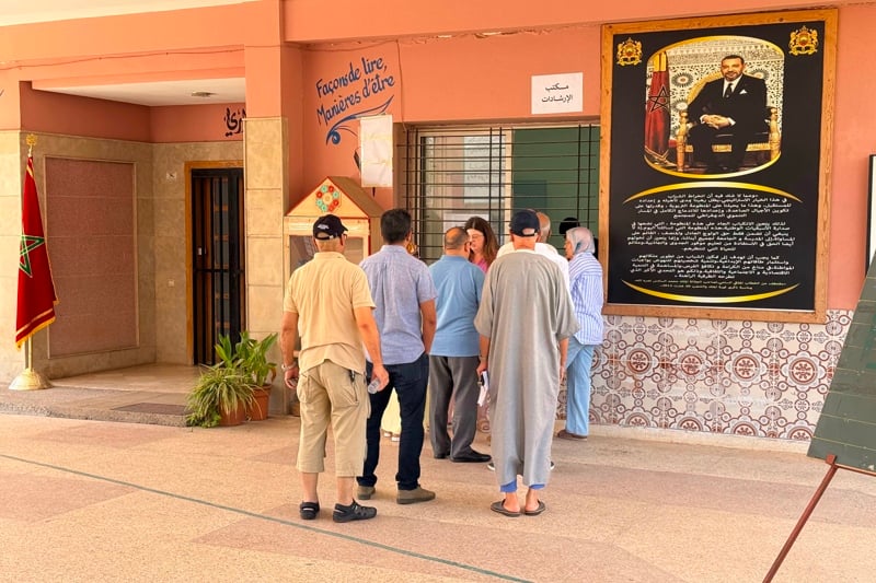 صناديق الاقتراع تستقبل ناخبي البيضاء