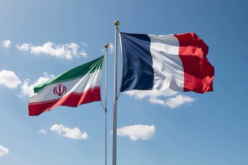 إيران تغلق مركزا تابعا للسفارة الفرنسية