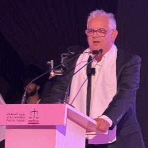 بركة يتعهد من طنجة بتحسين عيش المغاربة ومواجهة تضارب المصالح