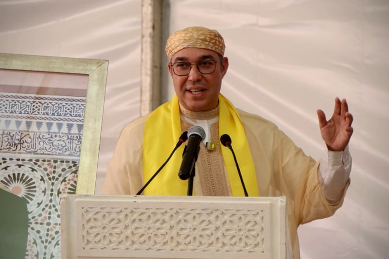 العنصر يرافق أوزين في "مفاوضة البام"