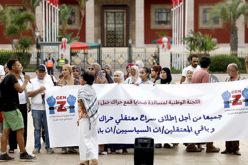 أمهات يطالبن بحرية معتقلي "جيل زد".. تداعيات أسرية ودراسية ونفسية