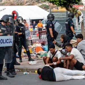 "نيران صديقة" تنسف رواية العداء .. إسبانيا تفنّد مزاعم إعلامية ضد المغرب