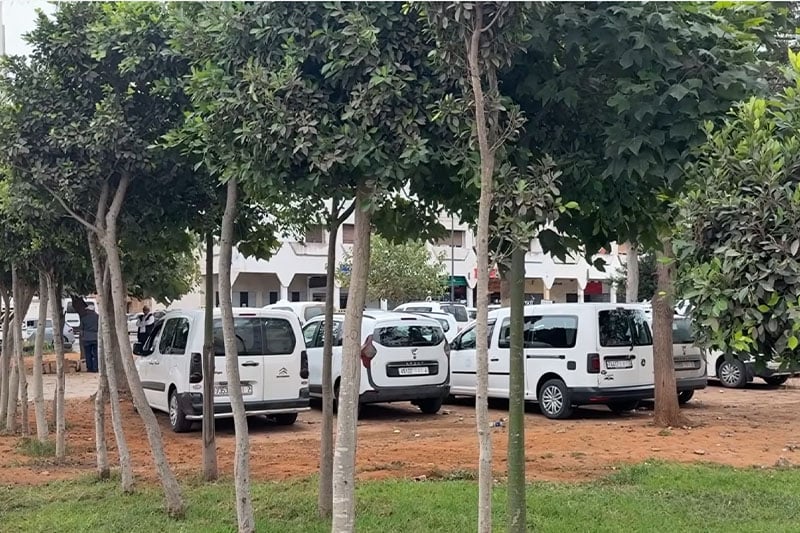 محطة عشوائية في حديقة بسلا
