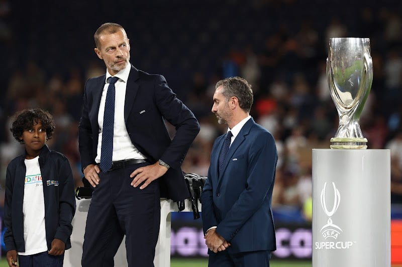 ريال مدريد يمد "يويفا" بملف نيغريرا