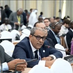بنمسعود ينتقد بتنزانيا النظام الجزائري