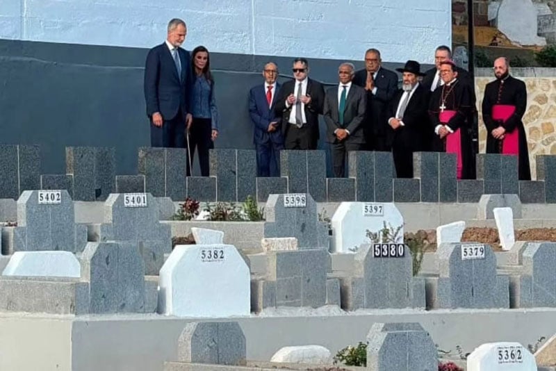 دموع ملك إسبانيا فوق قبور المهاجرين.. وأسئلة التاريخ الكولونيالي المؤجلة