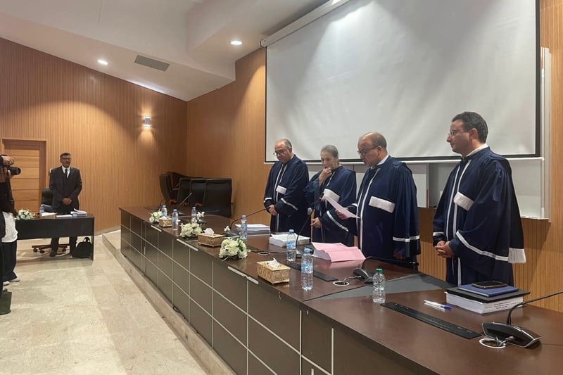 أطروحة تناقش الذكاء الاصطناعي والإدارة