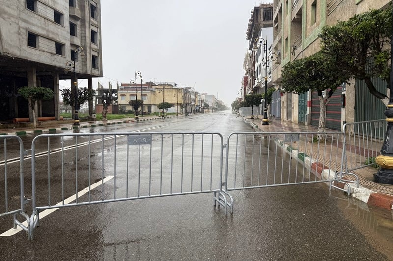 أمطار أكتوبر تهدد الدور الآيلة للسقوط