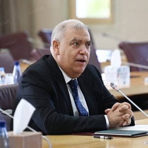 لفتيت يلاقي النقابات بشأن الانتخابات
