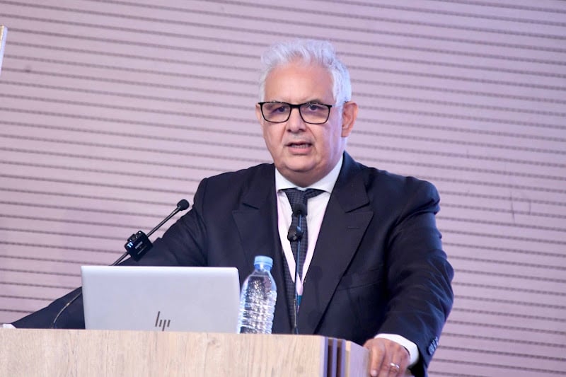 نبذة عن وزير التجهيز والماء نزار بركة