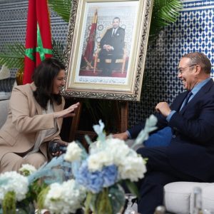بعد اصطفاف "الحصان" خارج الحكومة.. أوزين ينتظر عرض المنصوري