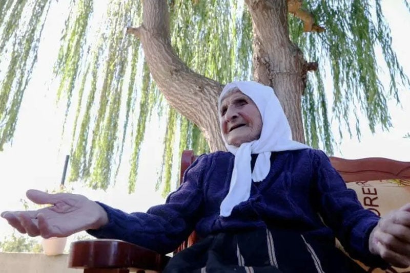الألبانية قاميلة مارا تنافس على لقب "معمرة العالم"