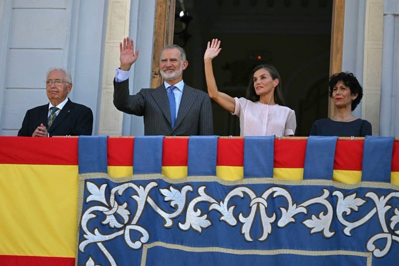 تحالف اليسار يستنكر زيارة ملك إسبانيا