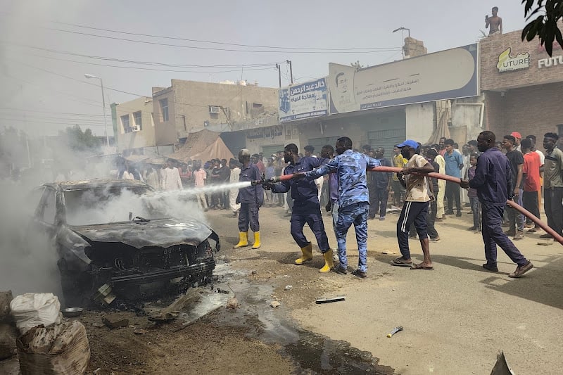 ضربة بمسيرة تقتل 80 مدنيا في السودان